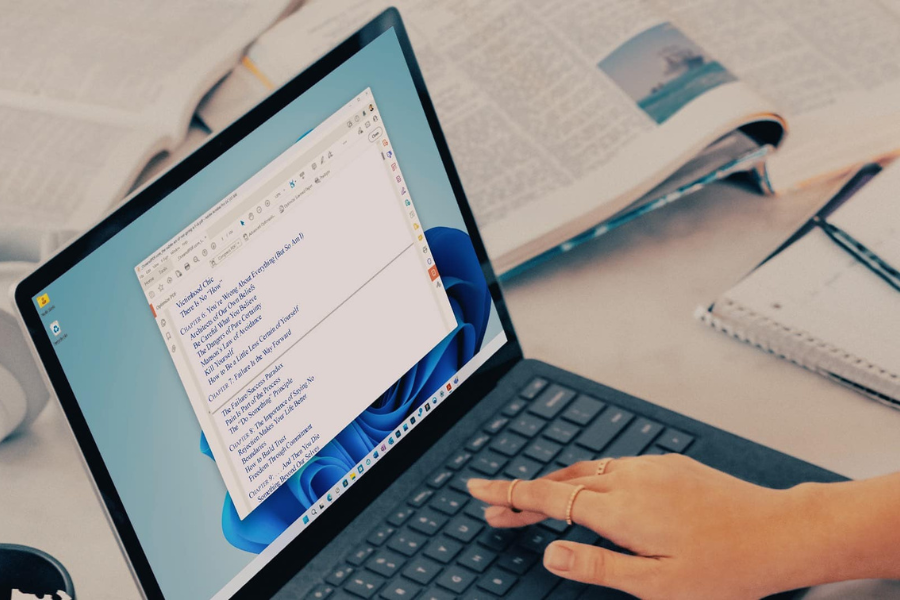 How to Remove Pressure Marks From a Laptop Screen.